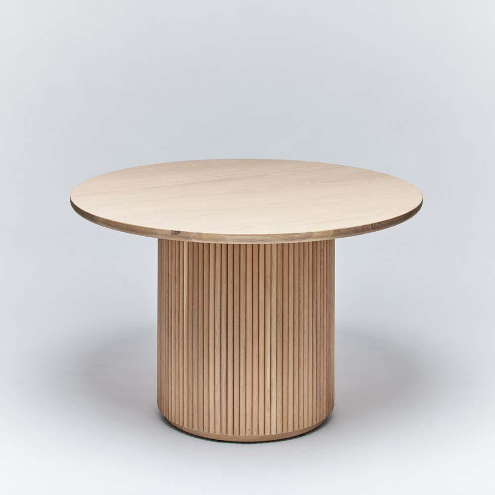 Round Riding Table Modern Reeded Pedestal Round Dining Table Solid Oak Wood Saddle 48 inc ...